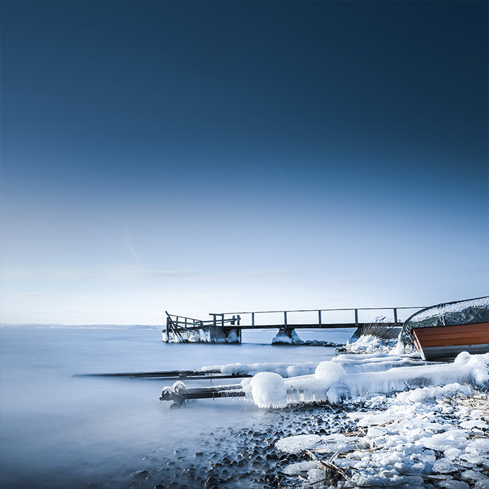 front_square_winter_jetty